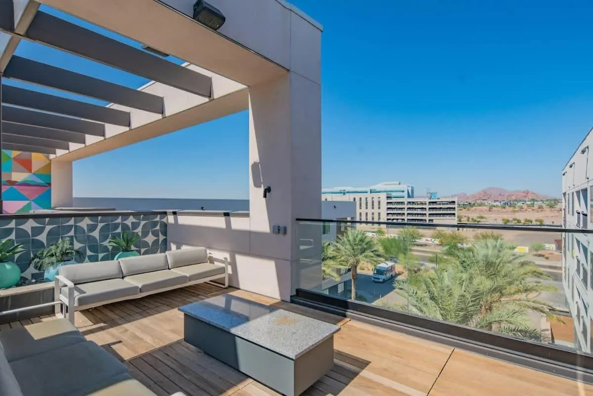 Modern 1Bd - Pool, Gym, Parking, W-D - Sleeps 4 Apartment Tempe